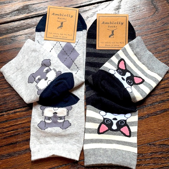 NWT: 2 pairs of Adorable dog socks - Picture 1 of 5